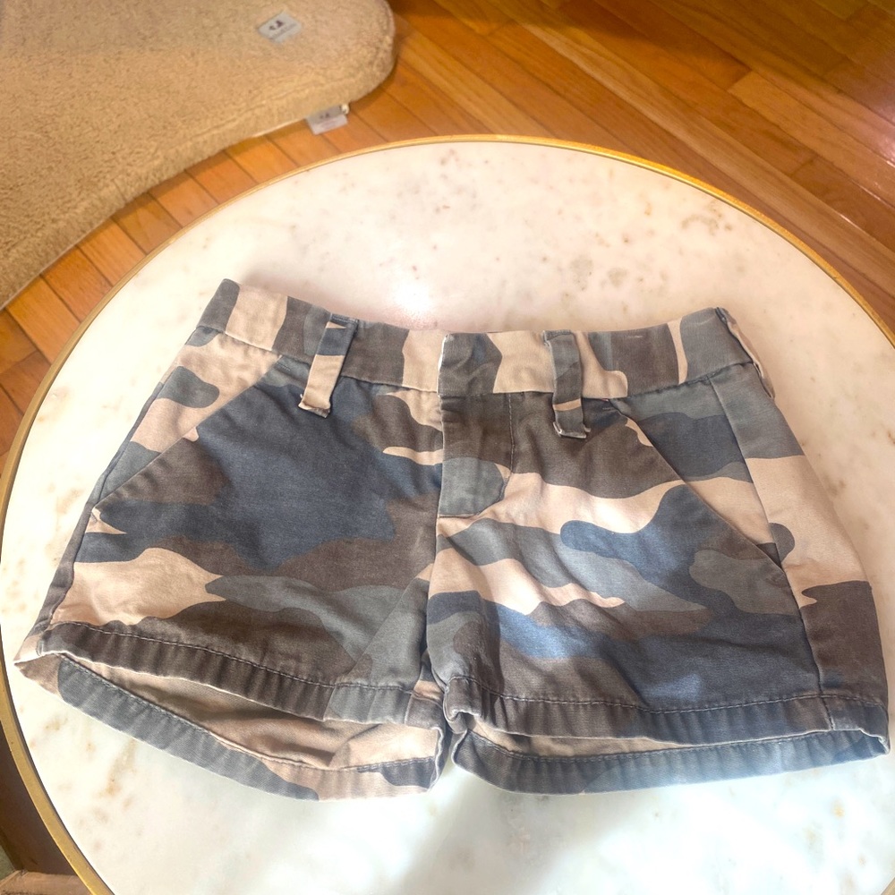 Size 5 Camo shorts